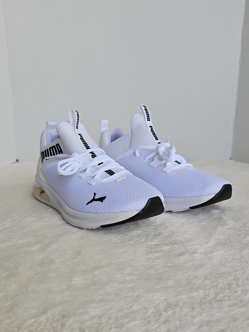 NWT Puma Pacer Future White Black SoftFoam+ Running Sneakers Women Sz 7.5
